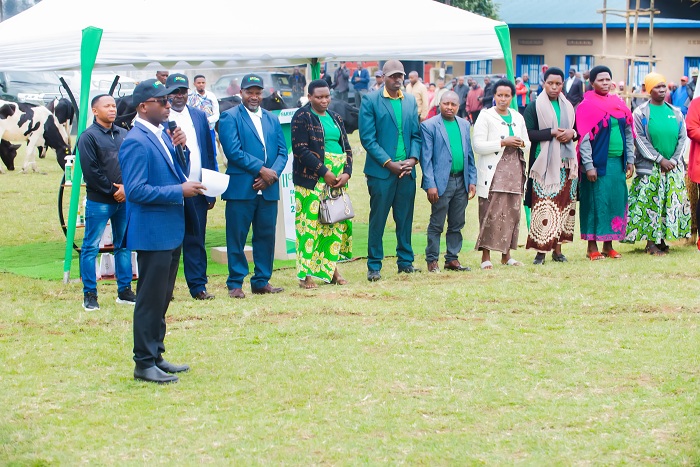 Ababaye indashyikirwa basabwe gukomeza kunoza ubuhinzi no kongera umusaruro w'ibireti