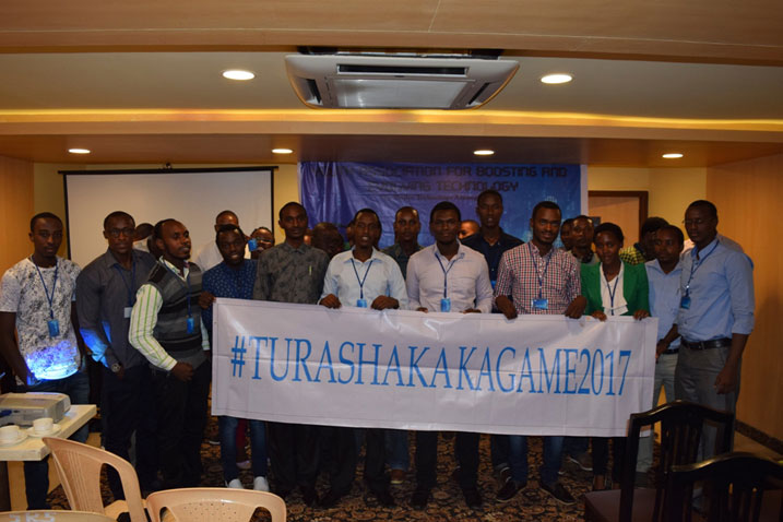 Abanyarwanda biga mu Buhinde na bo ngo barashaka Kagame yongera kwiyamamaza.