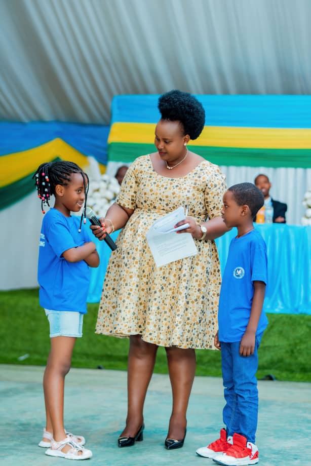 Ineza Abiguel Tania we ati "Nzaba Inkontanyi ndinde Abanyarwanda"