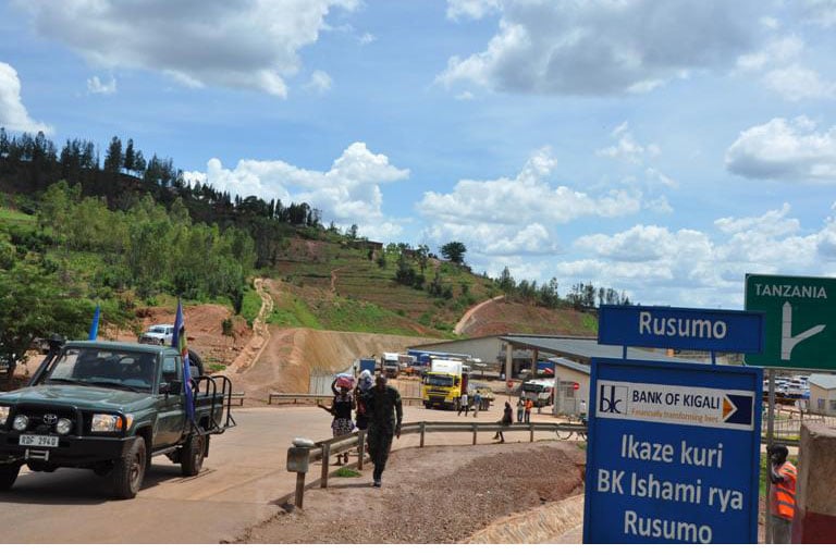 Ingabo z'u Rwanda zinjiriye ku mupaka wa Rusumo uhuza u Rwanda na Tanzania