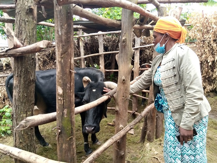Iyi nka babashije kuyigura babikesha amatsinda yo kubitsa no kugurizanya