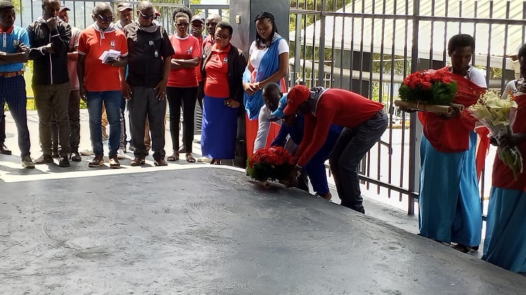 Bashyize indabo ku Rwibutso rwa Kibilila 