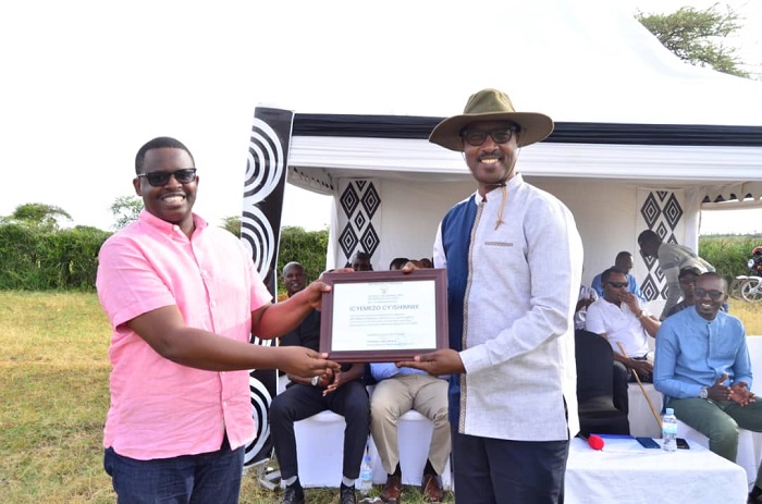 Dr. Kamana yashimiye aborozi kuba bafasha Leta mu kuzamura imibereho y