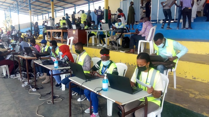 Urubyiruko rw'abakorerabushake bifashishijwe muri icyo gikorwa