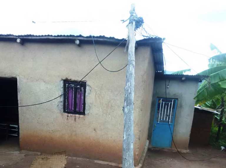Insinga z'amashanyarazi zaguye mu ngo ni zo zibahangayikishije cyane, kuko baba bafite ubwoba ko amashanyarazi ashobora kubicira abana
