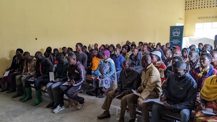 Inzego zikorera ku rwego rw'imidugudu zirashinjwa guhishira ihohoterwa rikorerwa abagabo