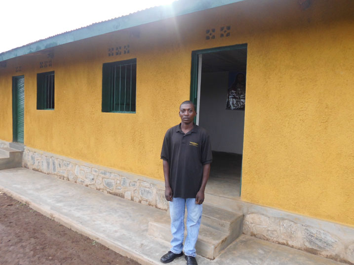 Abahejwe n'amateka bubakiwe mu Mudugudu wa Nyamyumba bavuga ko bishimira ko batakinenwa kuko baciye ukubiri n'umwanda.