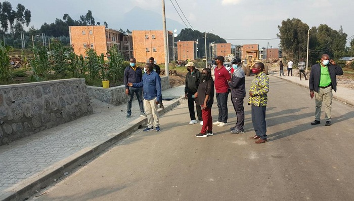Minisitiri w'ubutegetsi bw'igihugu Gatabazi JMV aherutse gusura uwo mudugudu ashima aho ugeze