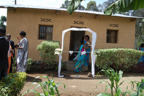Inzu Nyirakanya yahawe ifite agaciro ka miliyoni enye.