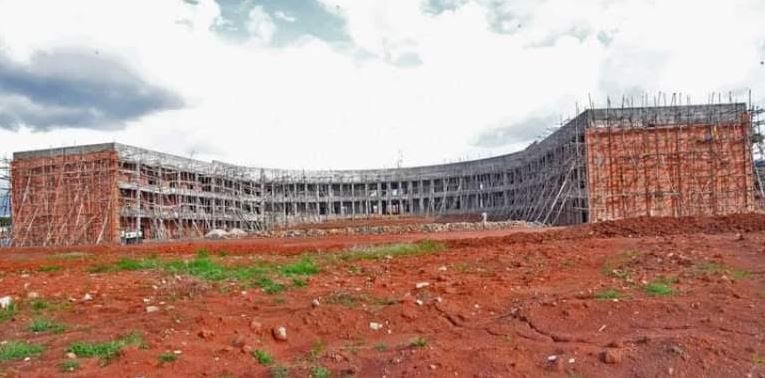 Iyi nyubako iri kubakwa muri IPRC Huye izatuma umubare w