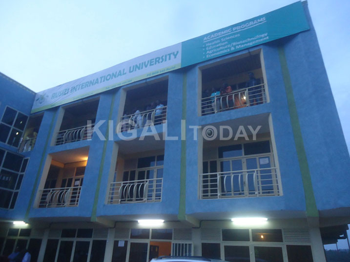 Mu buyobozi no mu banshinze "Rusizi International University" haravugwa mo kutumvikana.