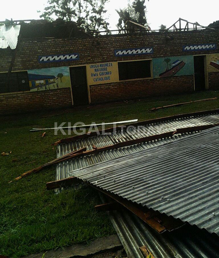 Ishuri ry'incuke rya Gikonko ni rimwe mu yangijwe n'imvura.