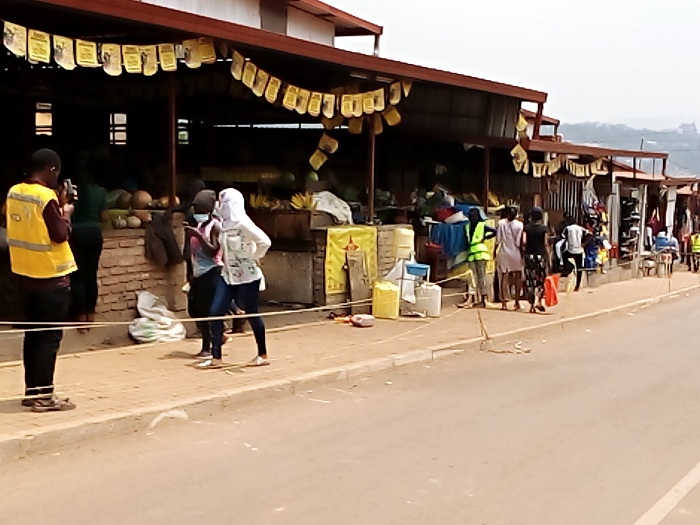 Isoko bacururizamo bavuga ko ribabangamiye kuko ari rito batabona umwuka uhagije