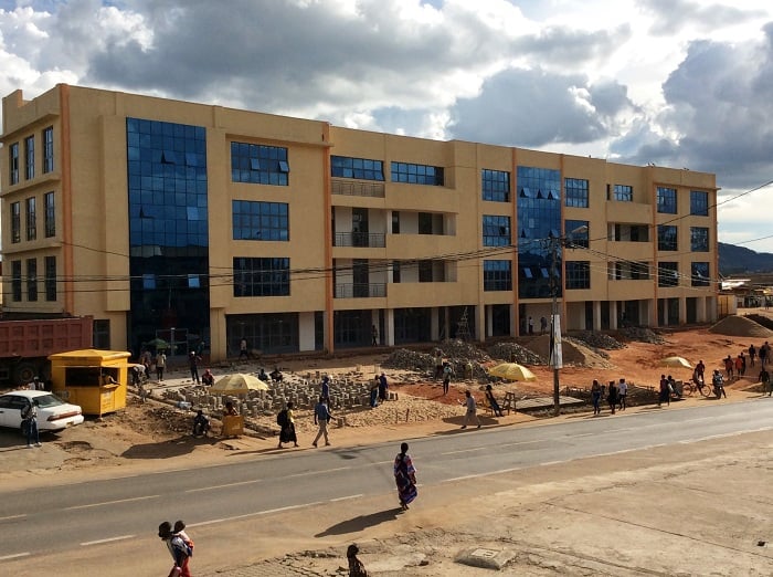 Isoko rishya rya Muhanga ryitezweho guca akajagari mu bucuruzi