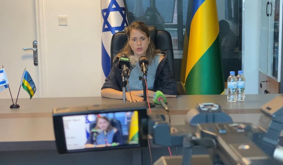 Ambasaderi wa Israel mu Rwanda, Einat Weiss, aganira n