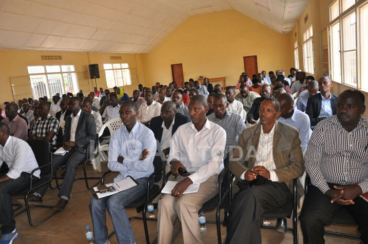 Aba ni abari bitabiriye inama nyunguranabitekerezo kukibazo cy' isuku mu Karere ka Kamonyi.