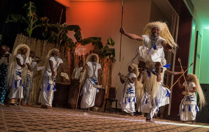 Intore z'Urukerereza zihamiriza uyu ari mu cyo bita Umusohoko w'intore