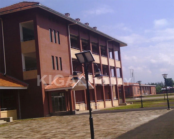 Iyi ni inyubako ya Musanze Polytechnic, ishuri rigezweho kandi rifite ibikoresho bihagije.