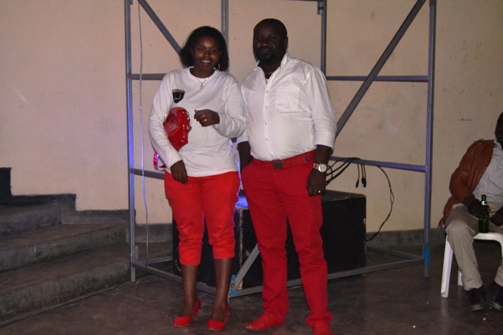 Iyi Couple nayo iri mu zagaragaye muri icyo gitaramo yaberewe.