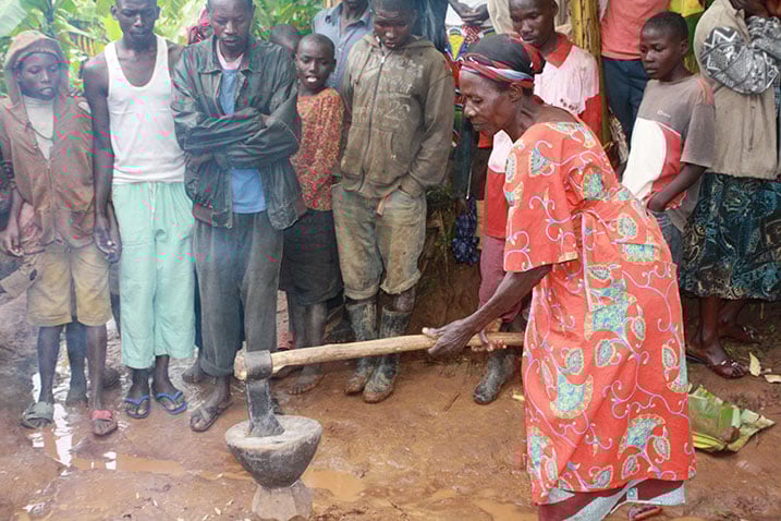 Iyo buri wese atabigizemo ngo ntibikira.