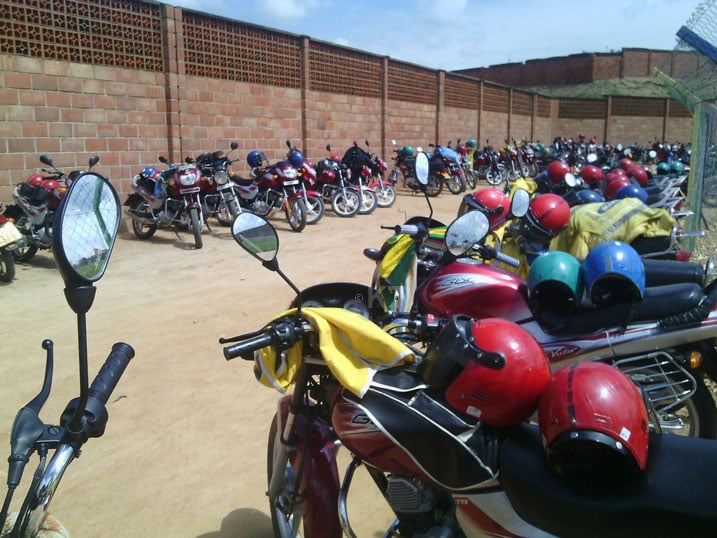 Iyo habayeho ikosa ngo moto zifite ibya ngombwa n