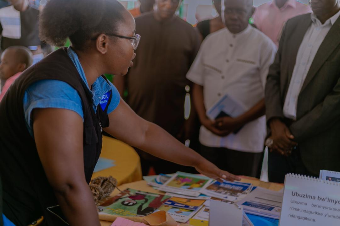 Abafatanyabikorwa bahawe umwanya basobanura ibyo bakora