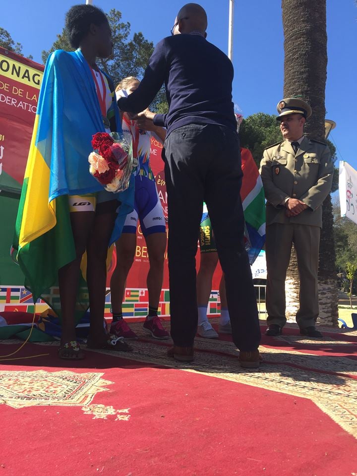 Girubuntu Jeanne D'Arc amaze kwambika umudari