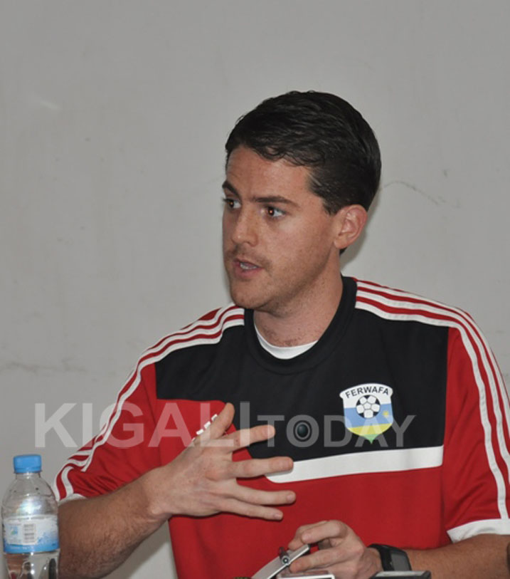 Johnny McKinstry niwe uzaba atoza iyi kipe