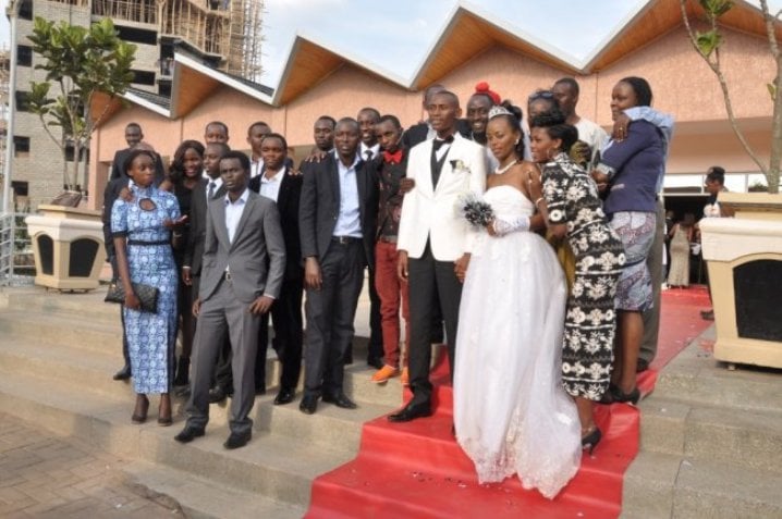 N'abanyamakuru b'ingeri zose bari babutashye