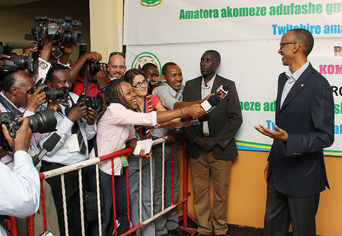 Perezida wa Repubulika, mu kiganiro yagiranye n'abanyamakuru nyuma yo gutora abadepite.