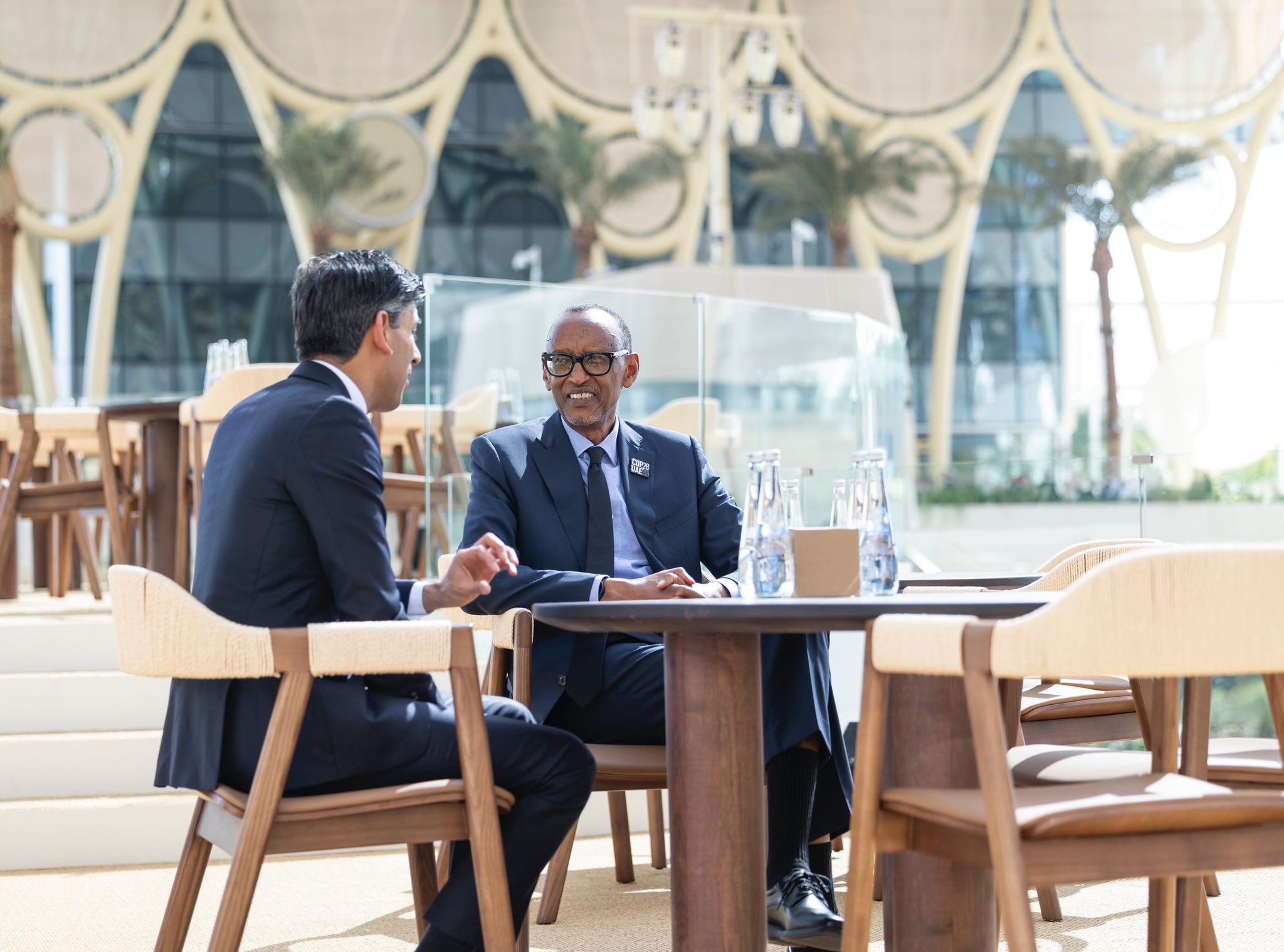 Perezida Kagame aganira na Rishi Sunak, Minisitiri w'Intebe w'u Bwongereza