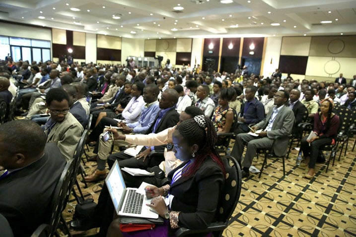 Urubyiruko ruhuriye mu ihuriro Pan-African Youth Forum rukurikiye ikiganiro rwahawe na Perezida Kagame.