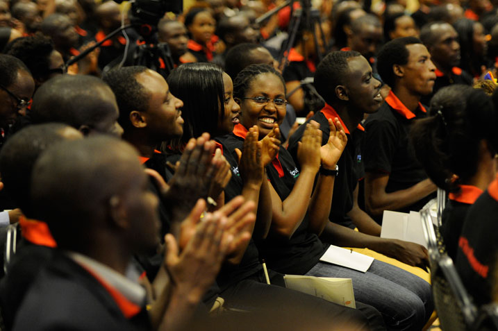 Urubyiruko rwitabiriye inama yahuje Imbuto Foundation na Young Professionals.