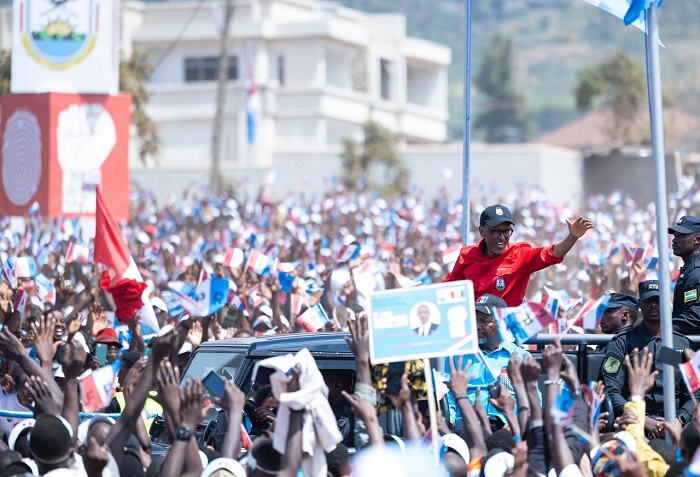 Kagame yababwiye yemeye kuzitabira ubutumire bw'abayisilamu ubwo bazaba bizihiza kumwererwa kwizihiza iminsi mikuru yabo