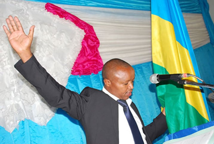 Ntivugiruzwa wirukanywe kubera imyitwarire mibi. 