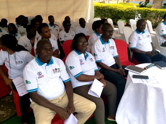 Kamangu (i bumoso) avuga ko abo Akarere ka Muhanga kagerageje gukura mu mihanda kakabavuza batereranwe n'imiryango bagaruka mu mihada