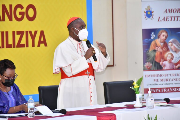 Antoine Cardinal Kambanda na we akunze kugaragaza ko adashyigikiye itegeko ryo gukuramo inda