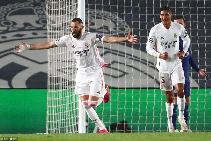 Karim Benzema yishyuye igitego ku munota wa 29