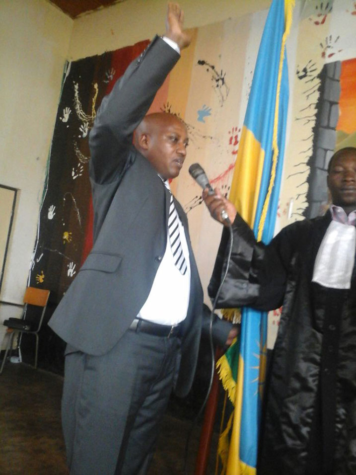 Ndayisaba Francois wagiriwe icyizere cyo kuyobora Akarere ka Karongi.