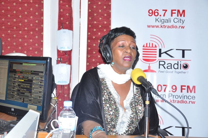 Kayirebwa asaba abahanzi nyarwanda guhanga babikunze kandi bagatanga ubutumwa bufitiye akamaro ababumva.