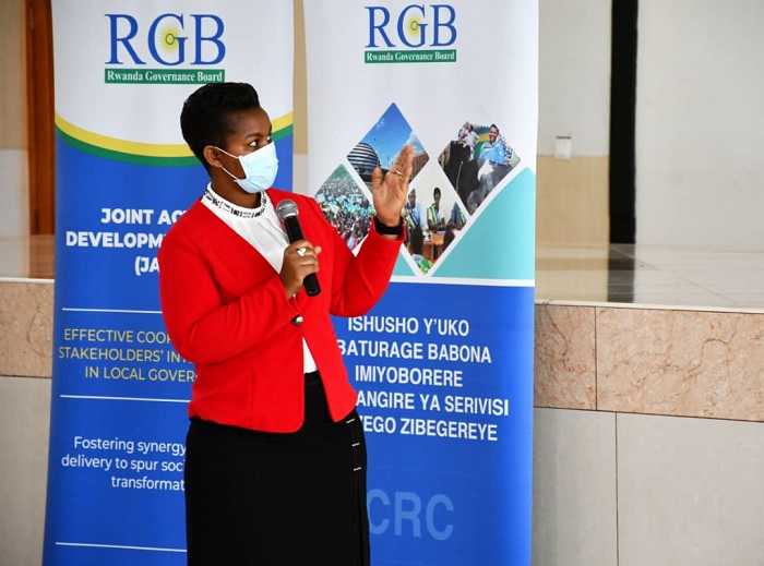 Umuyobozi ushinzwe imioborere, imitangire ya serivise na JADF muri RGB Kazaire Judith