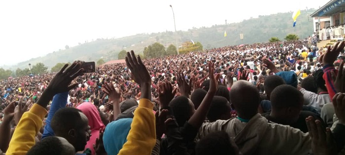Abakirisitu bitabiriye ari benshi kwizihiza Asomusiyo i Kibeho