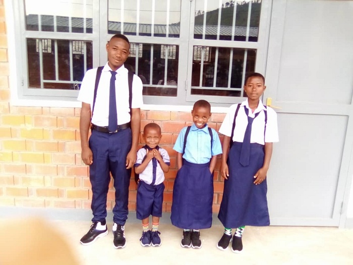 Bishimiye gusubira ku ishuri