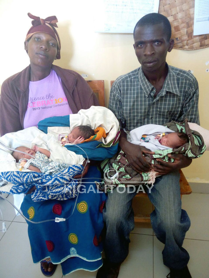 Mukagasana Marthe na Ntawuziyandemye Claude bakeneye ubufasha ngo babashe kwita kuri izi mpanga eshatu babyariye rimwe