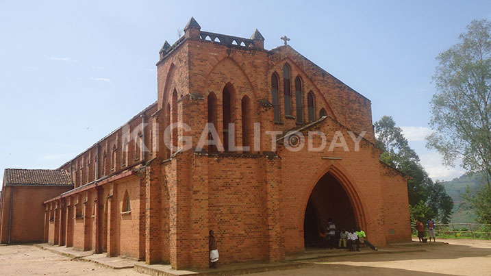 Kiliziya ya Paruwasi Muhororo iri mu zisabirwa gushyirwamo ubutumwa ku mateka ya Jenoside.