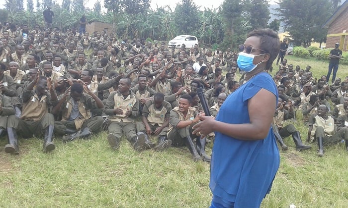Bashimiwe n'Umunyamabanga Nshingwabikorwa w'Umurenge wa Kinoni