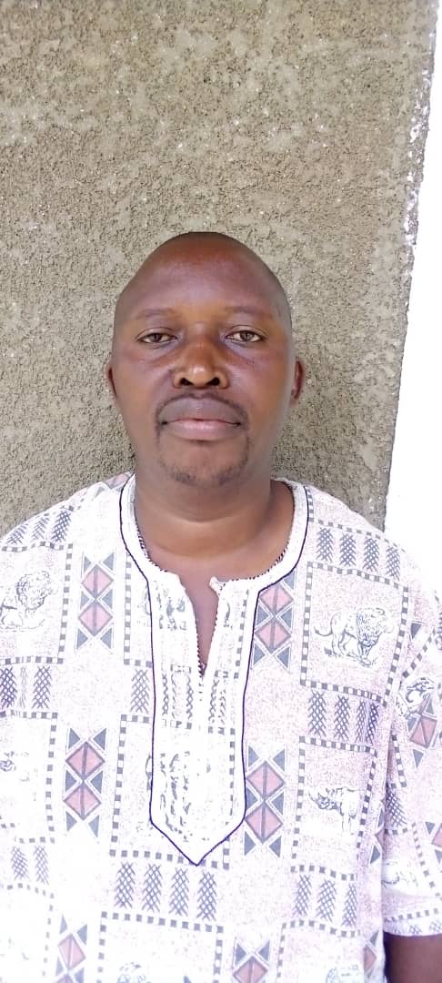 Bayisenge Noel (Umuvuzi ku giti cye)