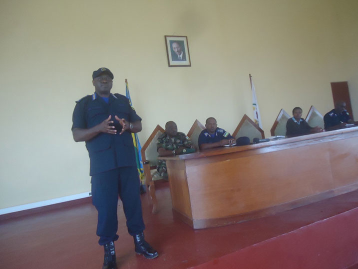 IGP Gasana asaba abamotari kwibumbira hamwe kandi bakarushaho kugira uruhare mu gukumira ibyaha bitaraba.