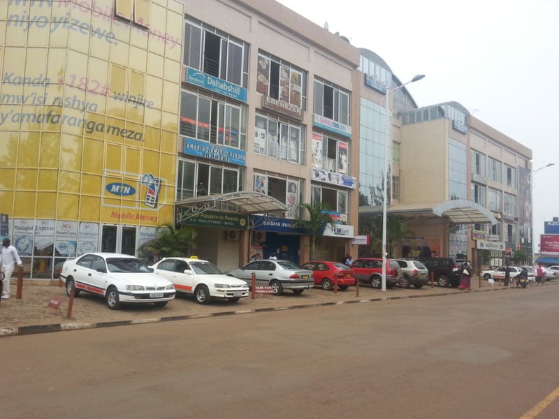 Ku isoko Ry'Umujyi wa Kigali ho birasa naho ari umunsi w'ikiruhuko usanzwe nta bantu bahagaragara cyane.
