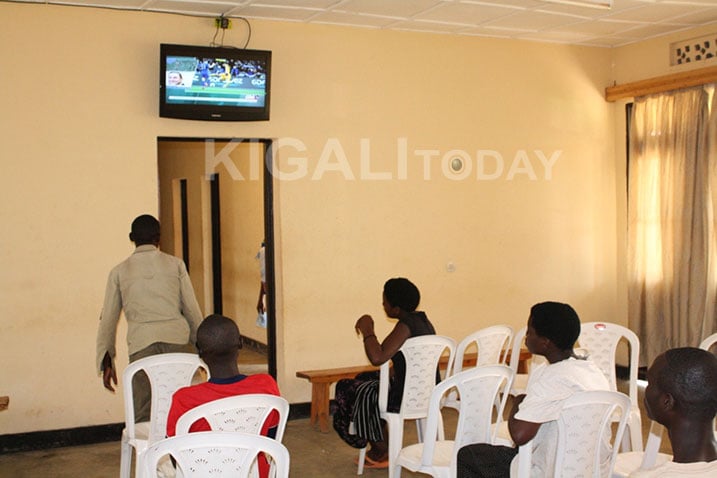 Ku Murenge wa Ngororero Tereviziyo barayimanitse irakoreshwa.